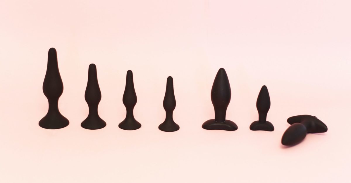Different sized anal training plugs